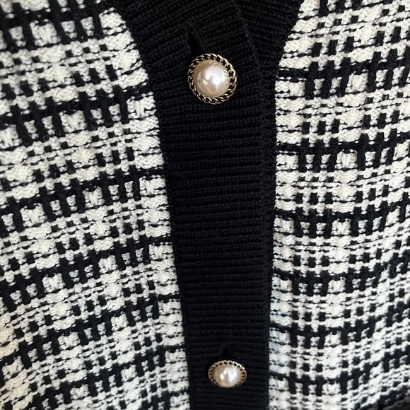 Aritzia Babaton Lacer Cardigan M - Picture 4 of 10